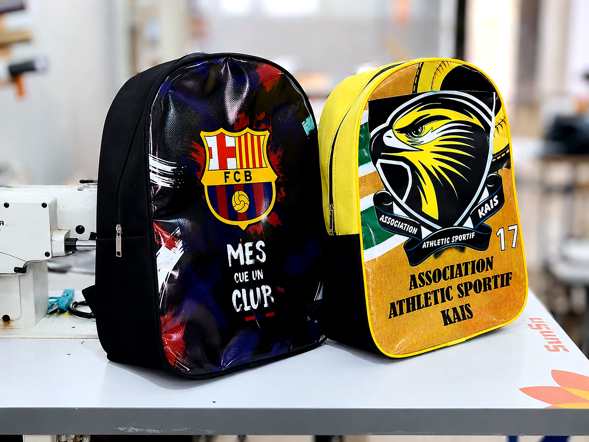 FCB + KAIS — duo vitrine - Ayonsy Sport